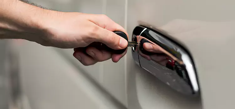 Why Choose Our Auto Locksmith Team in Seminole, FL?