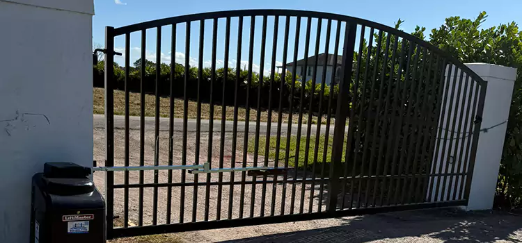 Driveway Fence Repair Seminole